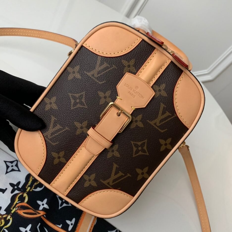 【独家实拍M44583】Nicolas Ghesquière旅行Mini Luggage 手袋