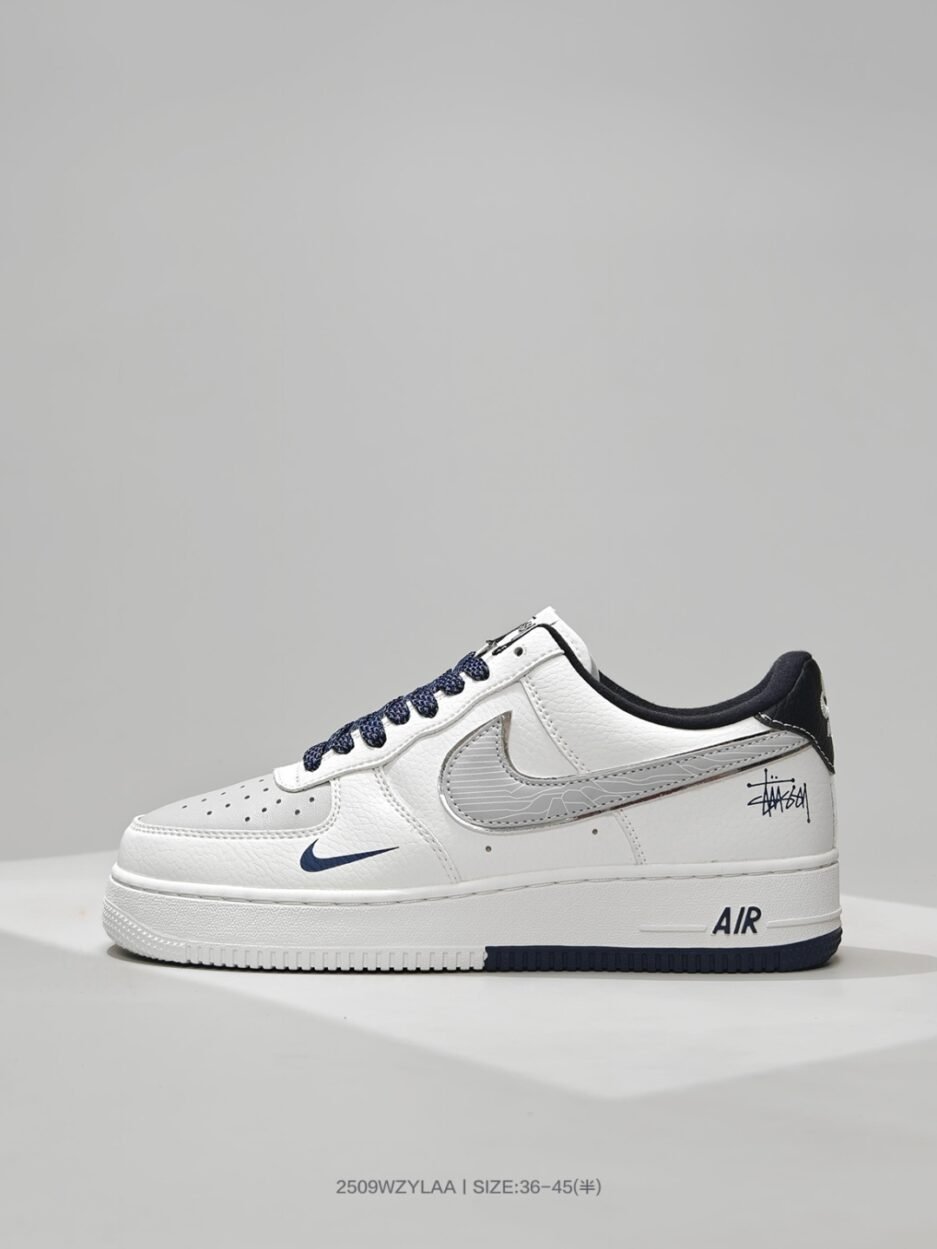 耐克Nike Air Force 1"07 Low 空軍一號低幫休閒板鞋：圖片 3