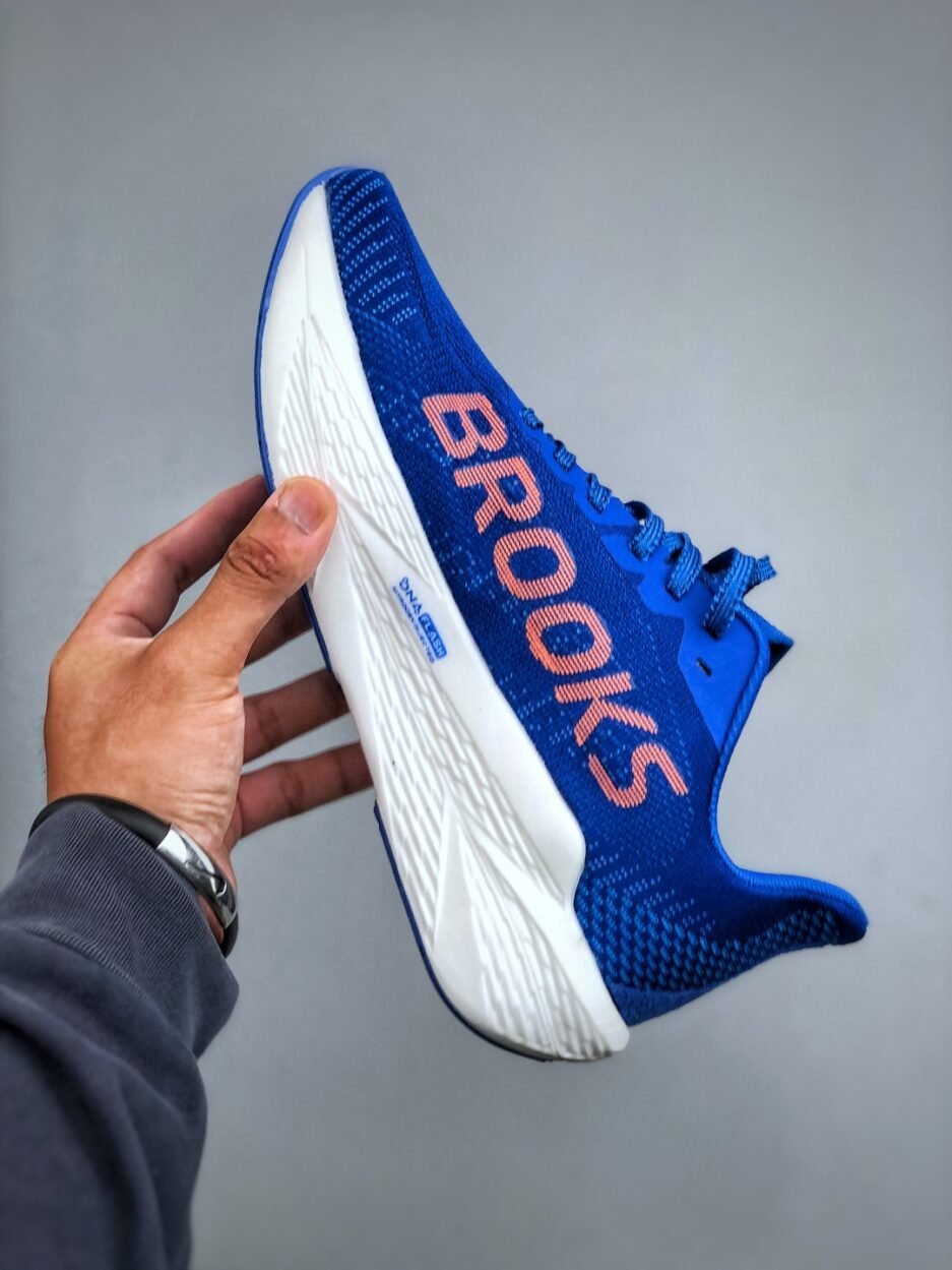 布魯克斯Brooks Hyperion Max 2 烈風2系列低幫透氣緩震支撐休閒運動慢跑鞋：圖片 3