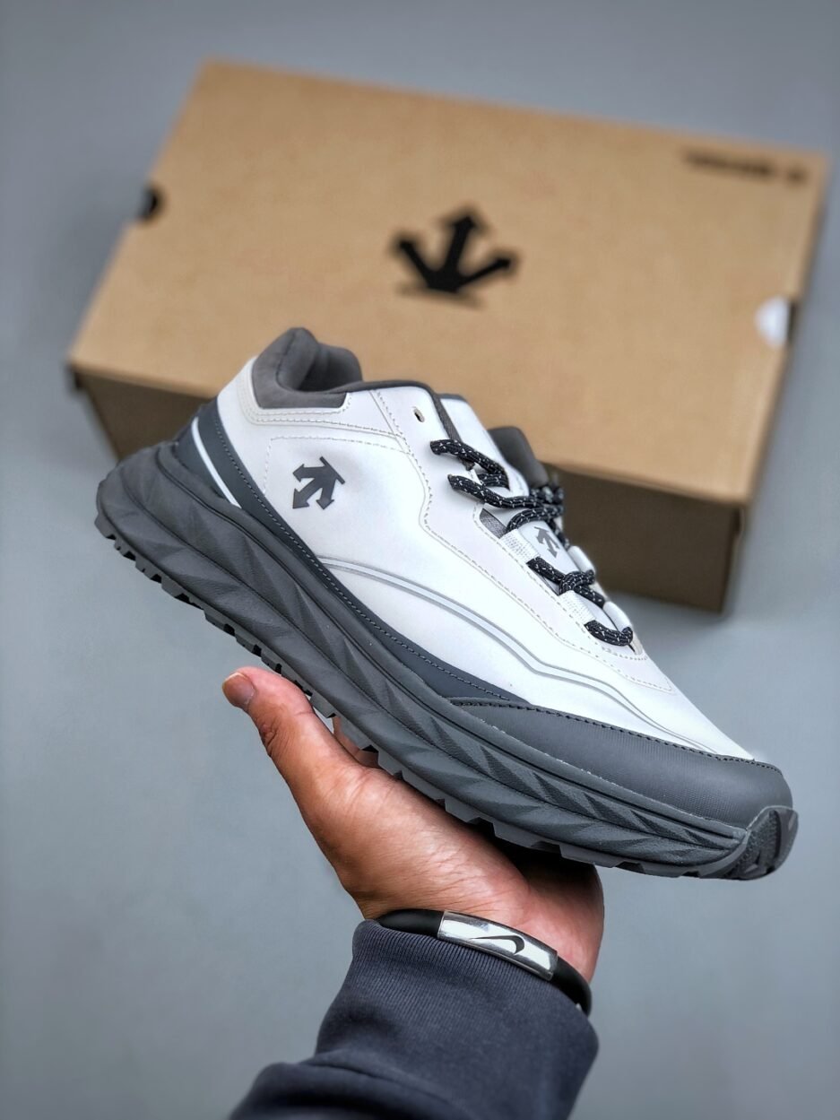 J版 迪桑特DESCENTE Terrain D 舒適 防滑耐磨 低幫 生活休閒鞋：圖片 4