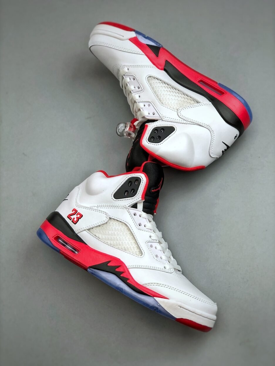 乔丹 Air Jordan 5 Retro "Fire Red Black Tongue" 高幫 火花白紅 AJ5 喬丹5代 aj5 喬5 高邦 白黑紅 喬丹籃球鞋系列：圖片 9