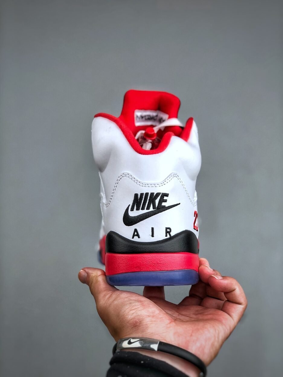 乔丹 Air Jordan 5 Retro "Fire Red Black Tongue" 高幫 火花白紅 AJ5 喬丹5代 aj5 喬5 高邦 白黑紅 喬丹籃球鞋系列：圖片 5