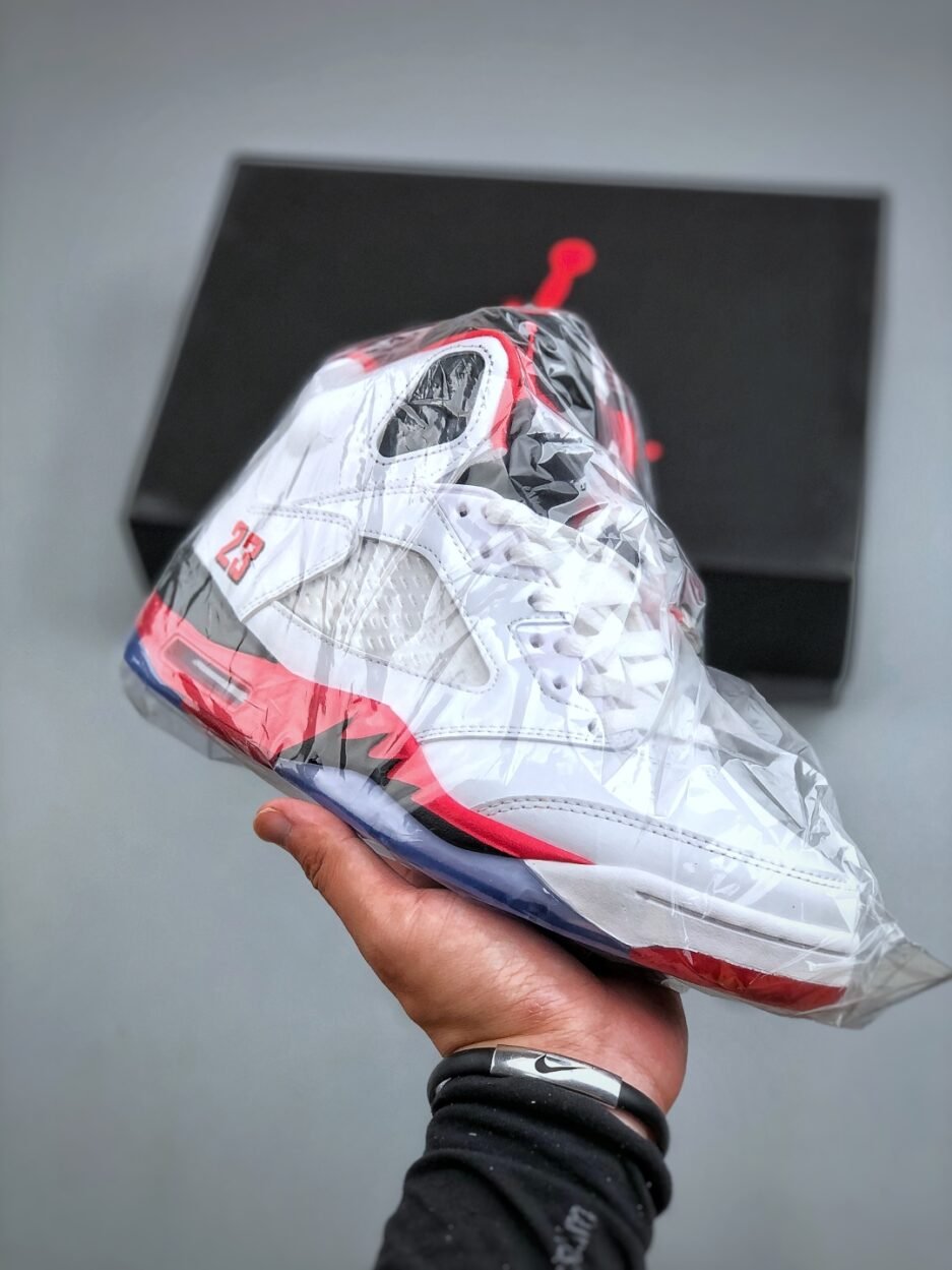乔丹 Air Jordan 5 Retro "Fire Red Black Tongue" 高幫 火花白紅 AJ5 喬丹5代 aj5 喬5 高邦 白黑紅 喬丹籃球鞋系列