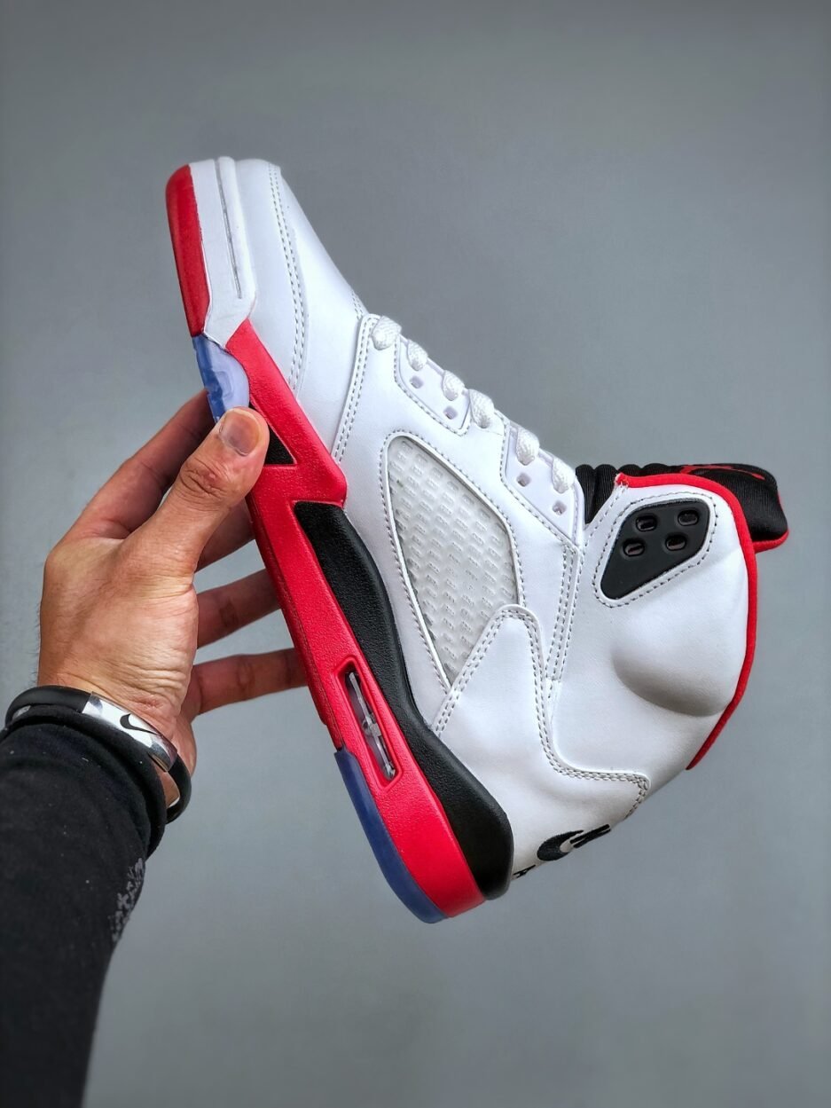 乔丹 Air Jordan 5 Retro "Fire Red Black Tongue" 高幫 火花白紅 AJ5 喬丹5代 aj5 喬5 高邦 白黑紅 喬丹籃球鞋系列：圖片 6