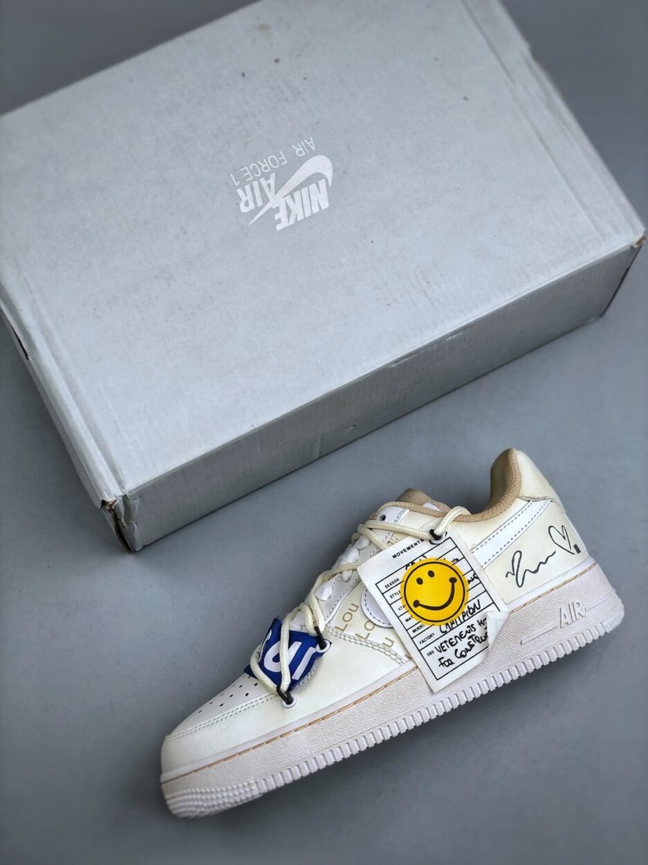 Nike AIR FORCE 1'07 籃球鞋：圖片 3