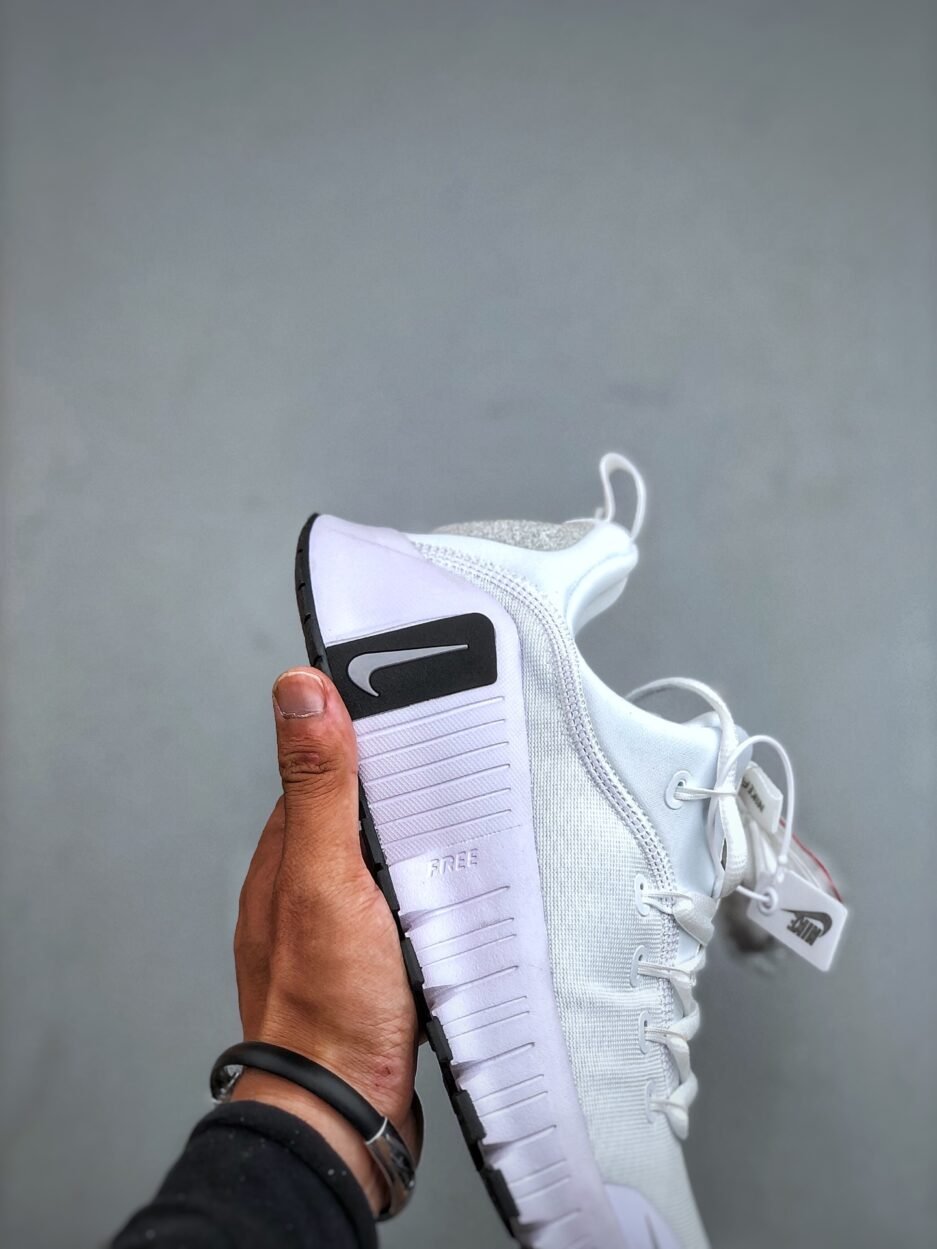 Nike Free Metcon 6 網布 圓頭 系帶 減震防滑 低幫 訓練鞋：圖片 3