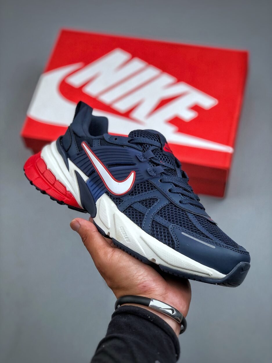 NIKE V2K RUN跑步鞋復古風潮 網面透氣運動：圖片 5