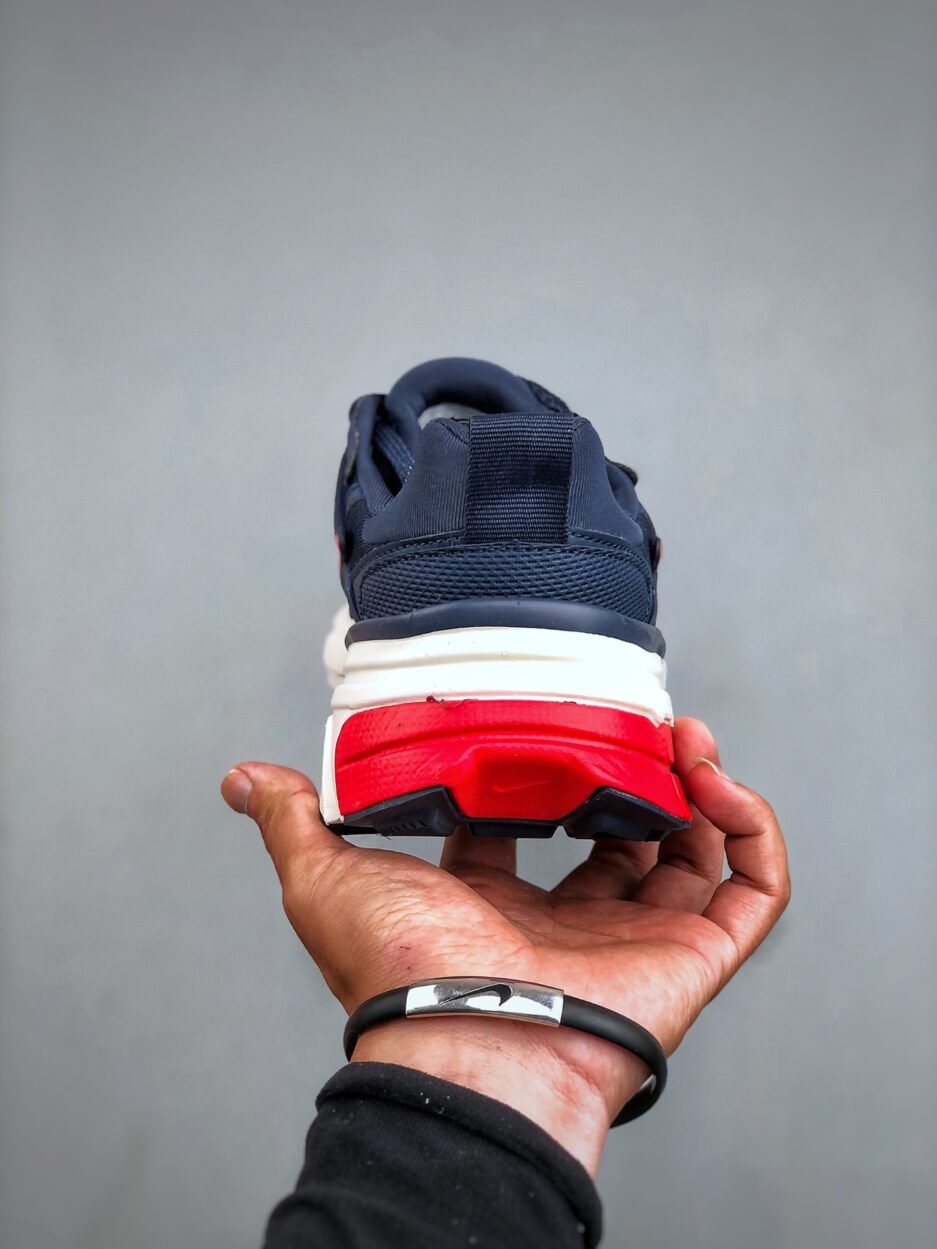 NIKE V2K RUN跑步鞋復古風潮 網面透氣運動：圖片 4