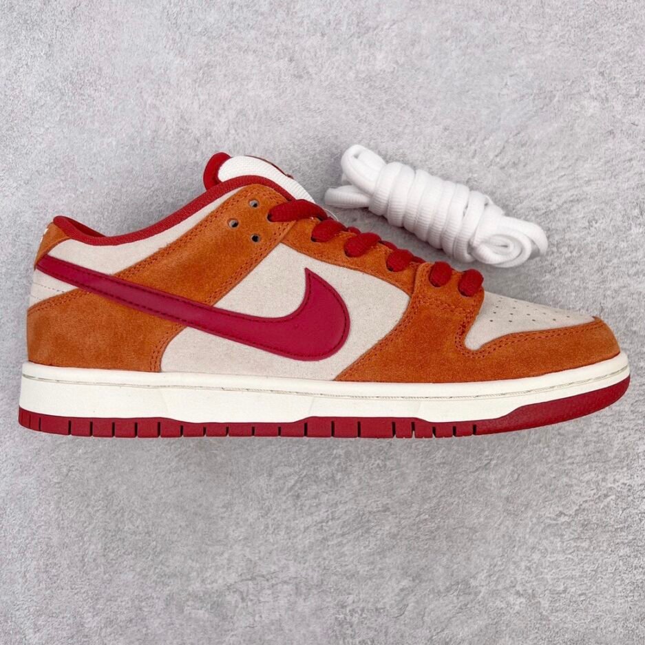 乔丹  NK SB Dunk Low 篮球鞋