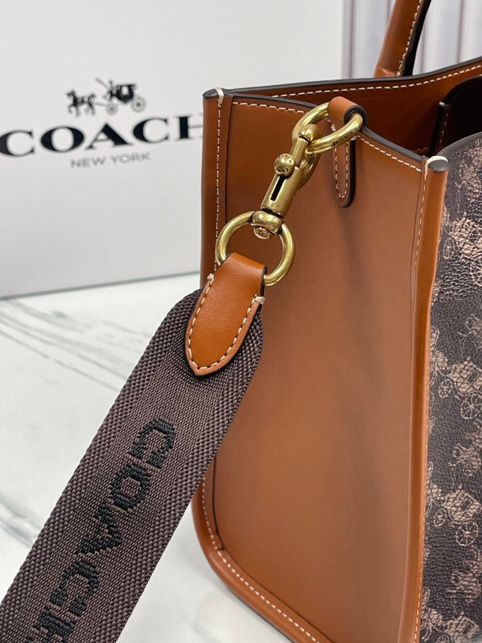 coach/蔻驰新款型号CR680专柜新款ACE马车图案女士托特包：圖片 8