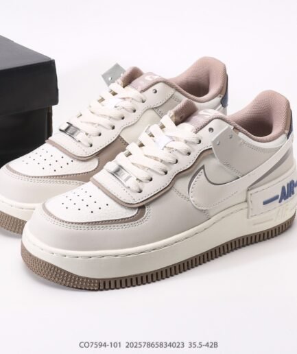 耐克NK WMNS Air Force 1 Shadow 轻量增高低帮百搭板鞋拼接马卡龙