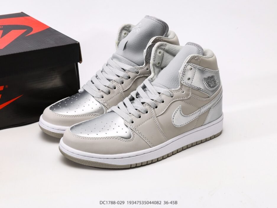 乔丹Wmns Air Jordan 1 MidAJ1乔丹一代中帮:圖片 12