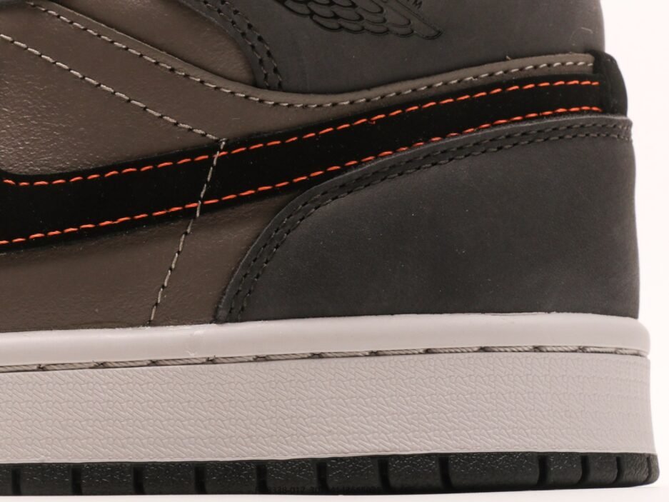 乔丹Air Jordan 1 Mid AJ1乔1中帮文化篮球鞋：圖片 3