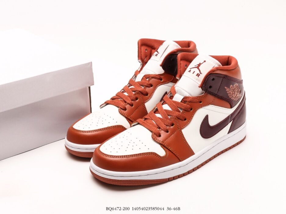 乔丹Air Jordan 1 Mid AJ1 乔1焦糖棕 中邦文化休闲板鞋