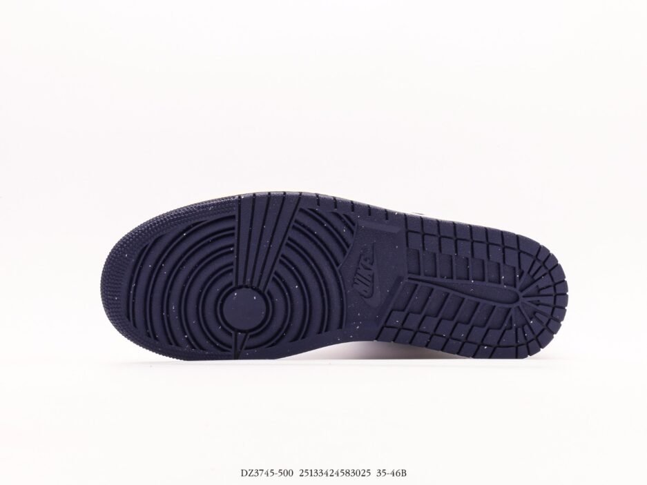 AJ1乔丹一代中帮经典复古文化休闲运动篮球鞋“白紫香芋紫”：圖片 5