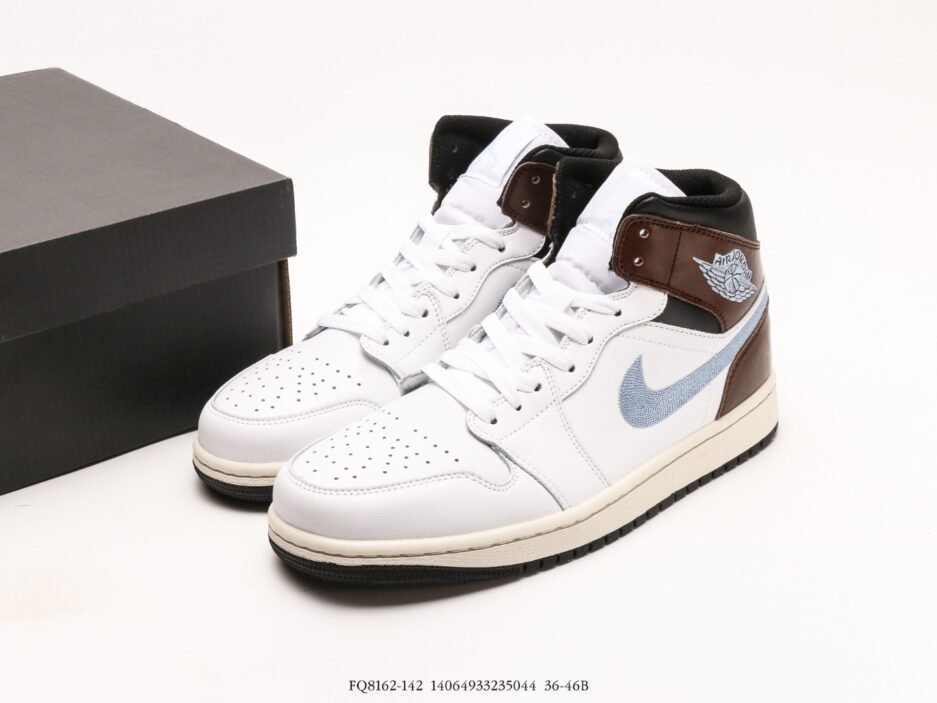 乔丹Air Jordan 1 Mid AJ1 乔1中帮 文化休闲运动板鞋