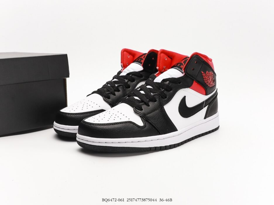 乔丹Air Jordan 1 Mid “Wear-Away”芝脏哥 红白黑色